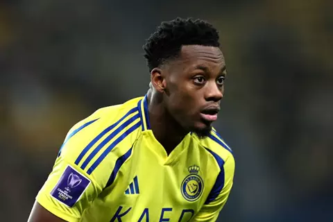 رسميًا.. النصر يعلن رحيل دوران إلى فنربخشة